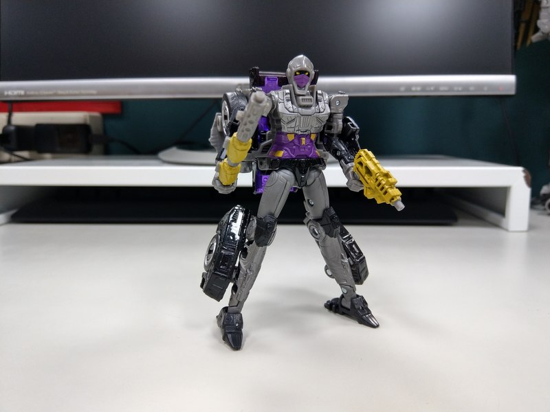 Transformers Generations Selects Nightbird New Photos 12 (12 of 21)